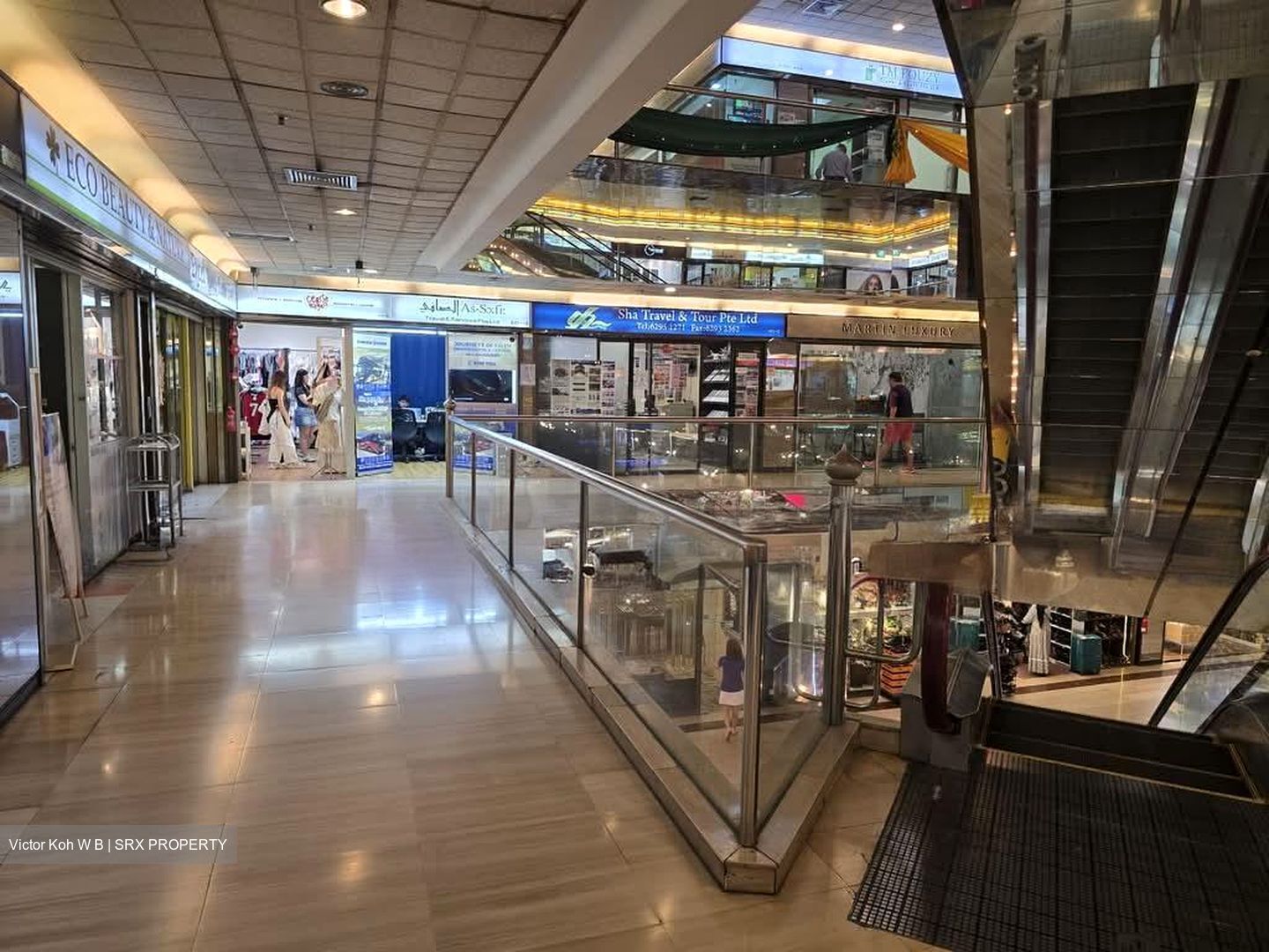 The Golden Landmark (D7), Retail #584086251